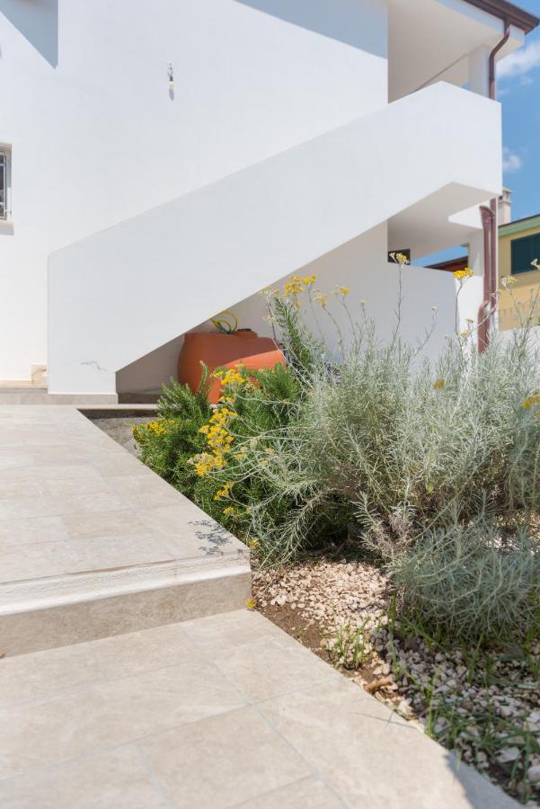 Casa Lory - Appartamento Con 2 Camere In Centro Abitato Орозеи Экстерьер фото