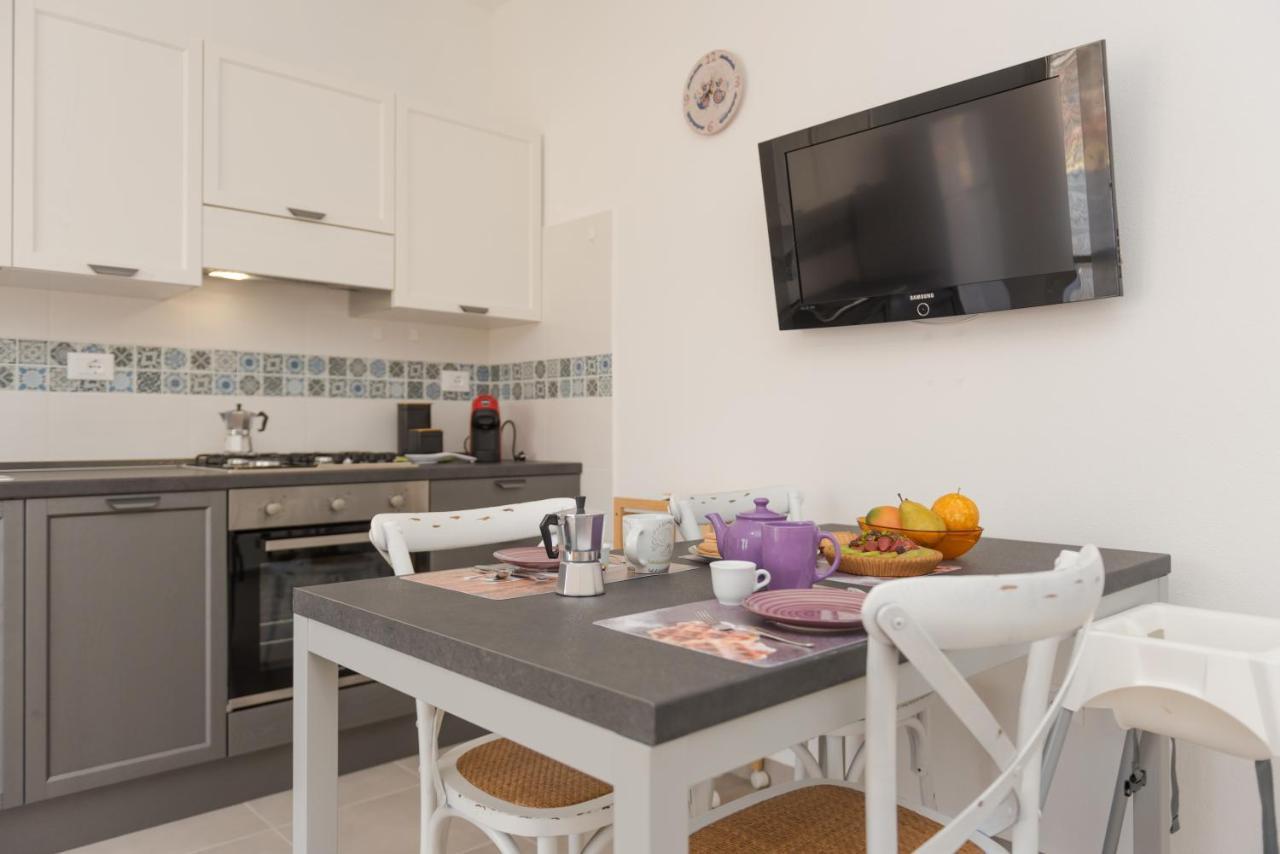 Casa Lory - Appartamento Con 2 Camere In Centro Abitato Орозеи Экстерьер фото